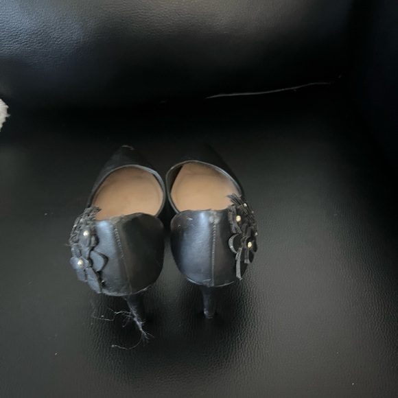 Selling black pair of heels from Kelly and Katie - Picture 2 of 3